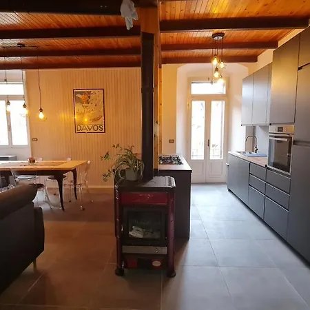 Casa Claudia Pieve Centro Storico Ferienhaus *